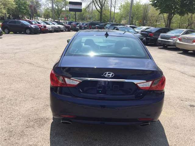 2012 Hyundai Sonata SE 4dr Sedan 6A